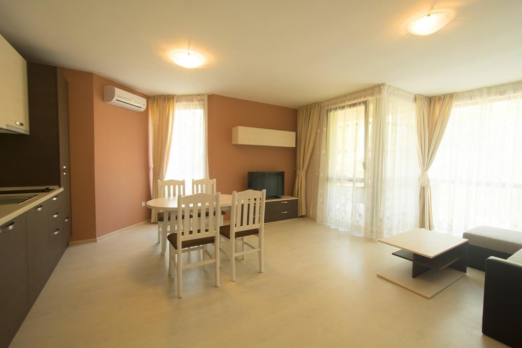 Holiday Village Lozenets Bagian luar foto