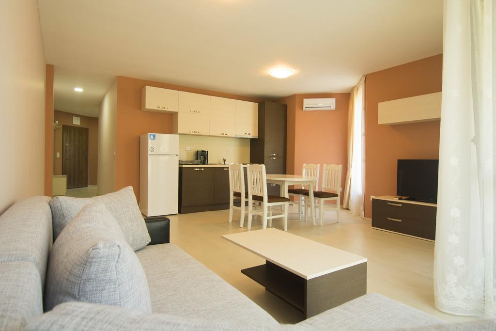 Holiday Village Lozenets Bagian luar foto